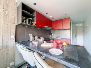 Appartement rénové au pied des pistes avec balcon – 4 pers., 27m², coin chambre, cabine, 3 flocons or - FR-1-344-896 - Les Menuires - 7