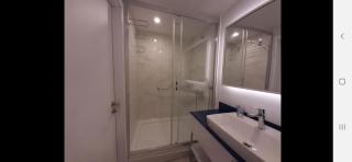 ORBI APARTMENTS с прекрасным видом на море и горы - 3