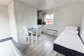 Crow Creek Cabins - Inari - 9