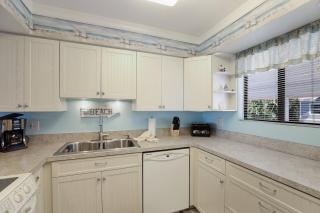 Runaway Bay 212 home - Bradenton Beach - 2