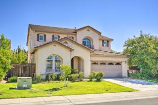 Elk Grove House with Grill about 3 Mi to Old Town! - Elk Grove - 8