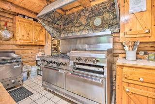 Handcrafted Log Cabin in Candor Group Getaway! - - 2