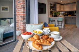 The Quadrant - The Ruskin Suite - 4