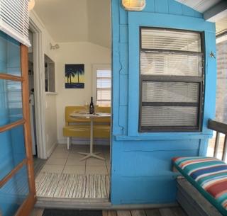 Las Palmas Cottage at Casas de la Playa - Central In the Heart of Downtown and Steps to the Beach! - Flagler Beach - 2