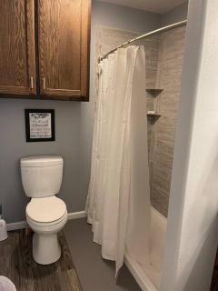 Comfy 3 Bed 2 Bath EZ Access To Santa's Wonderland - College Station - 7