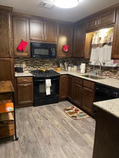 Comfy 3 Bed 2 Bath EZ Access To Santa's Wonderland - College Station - 6