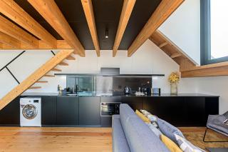 Downtown Duplex w/ Amazing Terrace by LovelyStay - Porto - 6