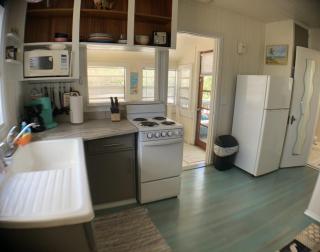 Las Palmas Cottage at Casas de la Playa - Central In the Heart of Downtown and Steps to the Beach! - Flagler Beach - 9