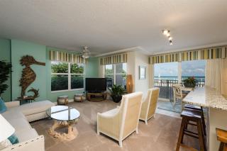 Unit 103 Opus - 3 Bedroom Ocean Front - 9