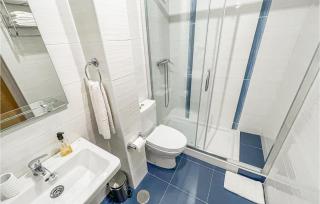 1 Bedroom Cozy Apartment In Estepona - Estepona - 1