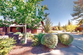 Sagebrush Charms - Truckee - 4