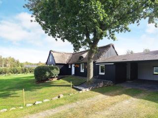 8 person holiday home in Farsø - 2