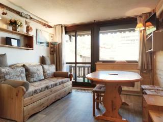 Studio rénové 4 pers. - Proche pistes - WiFi gratuit - FR-1-181-2672 - La Plagne Tarentaise - 0