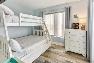 Caprice 301 - St Pete Beach - 1