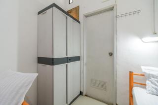 RedDoorz near Terminal Bubulak Bogor - 7