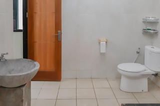 Urbanview Resort Vedca Cianjur by RedDoorz - Karangtengah - 4