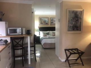 Somerset Lodge - Montagu - 3