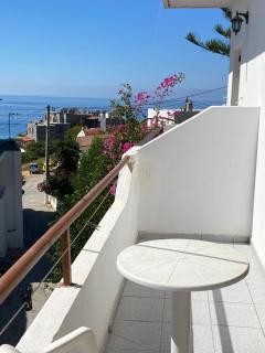 Garden House - 8