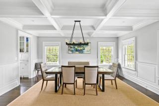 Colonial Hampton Charm - 1