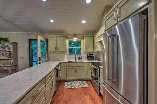 Cozy Clayton Cabin with Deck and Mountain Views! - Clayton - 3