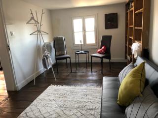 Beautifully renovated rooms on Place New York - Angulema - 7