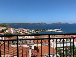 Dennis House - Pylos - 2