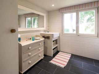 Tor Hatch Cabin - Gomshall - 4