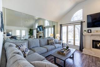 B 32-1 Spacious Villa Close to Pool - Branson - 5