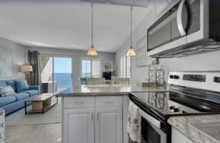 Sea Haven at the Beach - Phenomenal Views! Unit 26 - Pensacola - 1