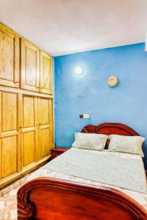 Beautiful- 1 Bedroom Apartment - Parking on site - 7