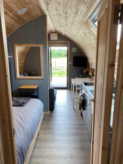 Mowbray Cottages & Glamping - 4