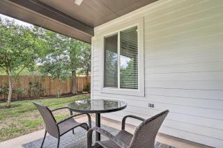 Gorgeous Georgetown Home, Walk to the Square! - 9