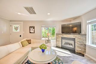 Near I-405 and 1 Mi to Dtwn! Kirkland Family Home - 6