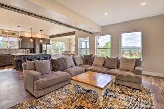 Walk To Golf Modern Mtn-View Home in Granby - 7