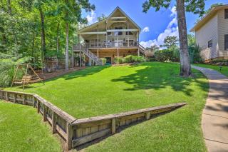 Waterfront Eatonton Escape with Private Hot Tub! - Resseaus Crossroads - 0