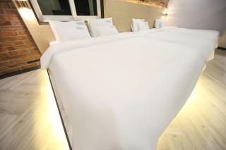 Masan First Class Hotel - Changwon - 2