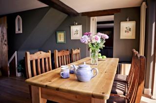 Crossroads Farm - Queen Anne's Stable - 1