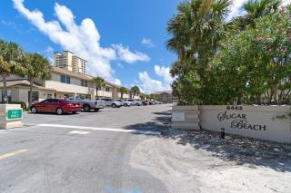 Sugar Beach D17 - Navarre - 1