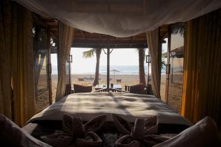 Dunhill Beach Resort - 2