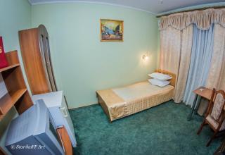Hotel Almaz - Poltava - 9