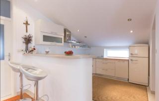 Lovely Sea View House in Malinska Island Krk - Malinska - 5
