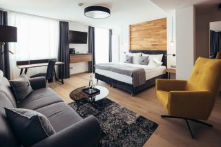 Genusshotel Goldene Rose - Silandro - 0