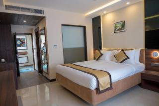 Golden Retreat - Baharampur - 2