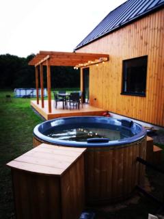 Sielanka Szkotowo domek z jacuzzi - Szkotowo - 9