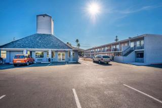 Rodeway Inn Phoenix North I-17 - Phoenix - 5