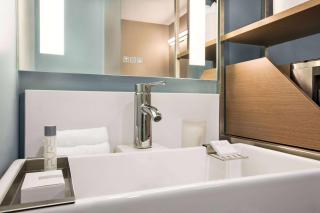 Wingate by Wyndham Bronx Haven Park - 3