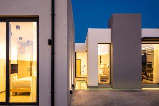 Physis Villas - Metal & Wood - Pigi - 7