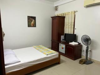 Anh Đào Hotel - Hạ Lý - 1