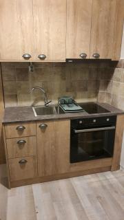 Larry's little place in the center of Gytheio - 4