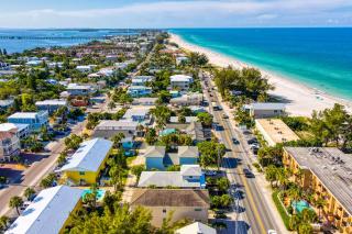 Tropical Daze Upper - Bradenton Beach - 7